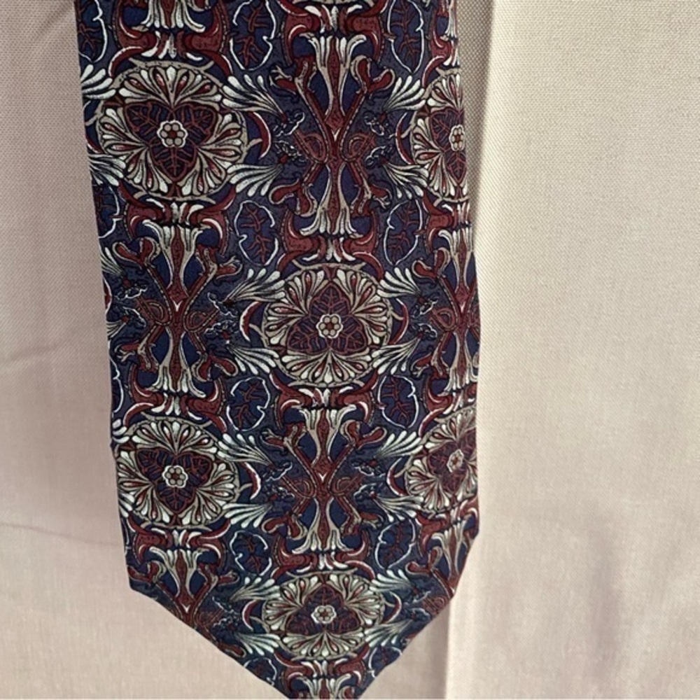 Vintage Alfani men’s Italian formal silk tie